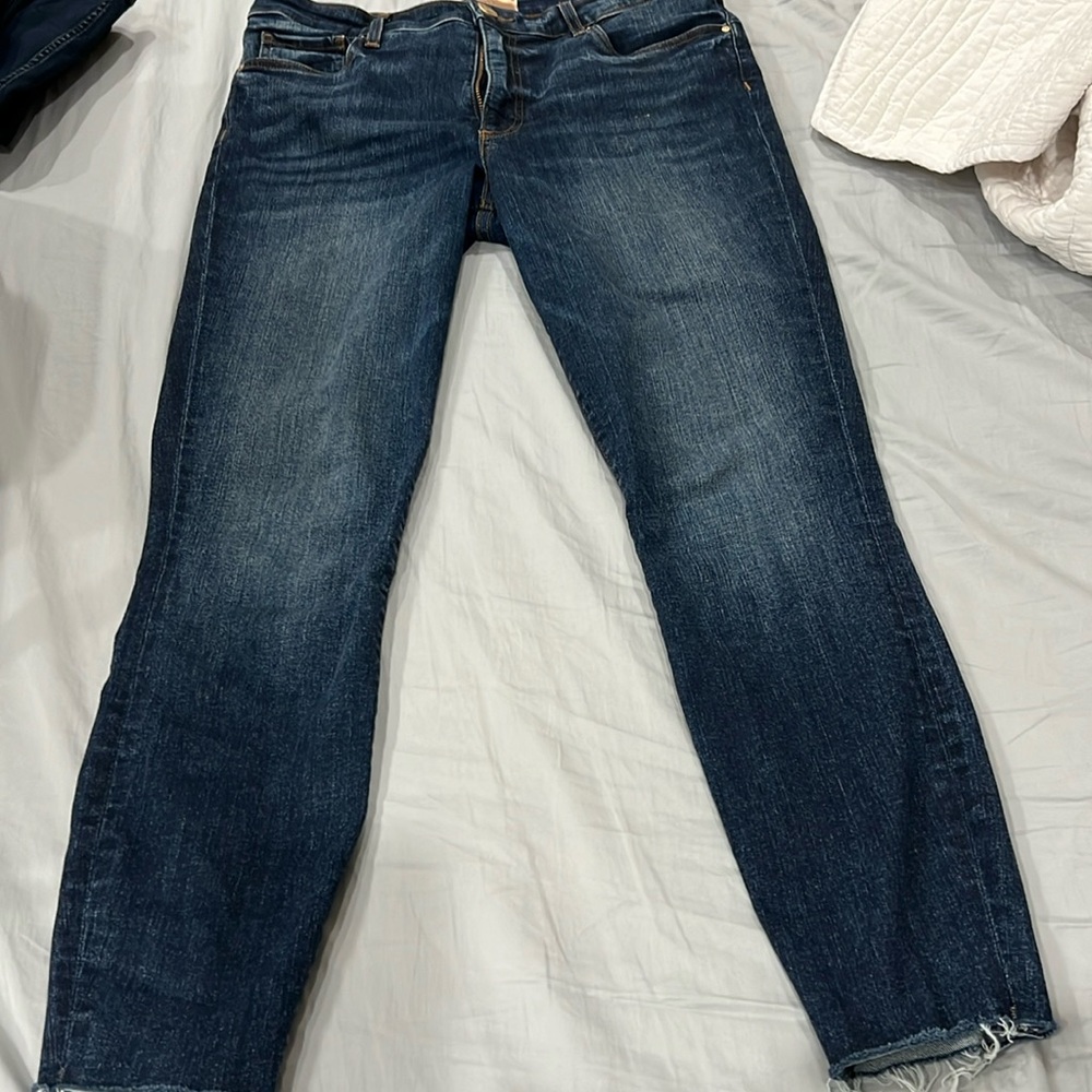 Kut from the Kloth Connie raw hem size 8
